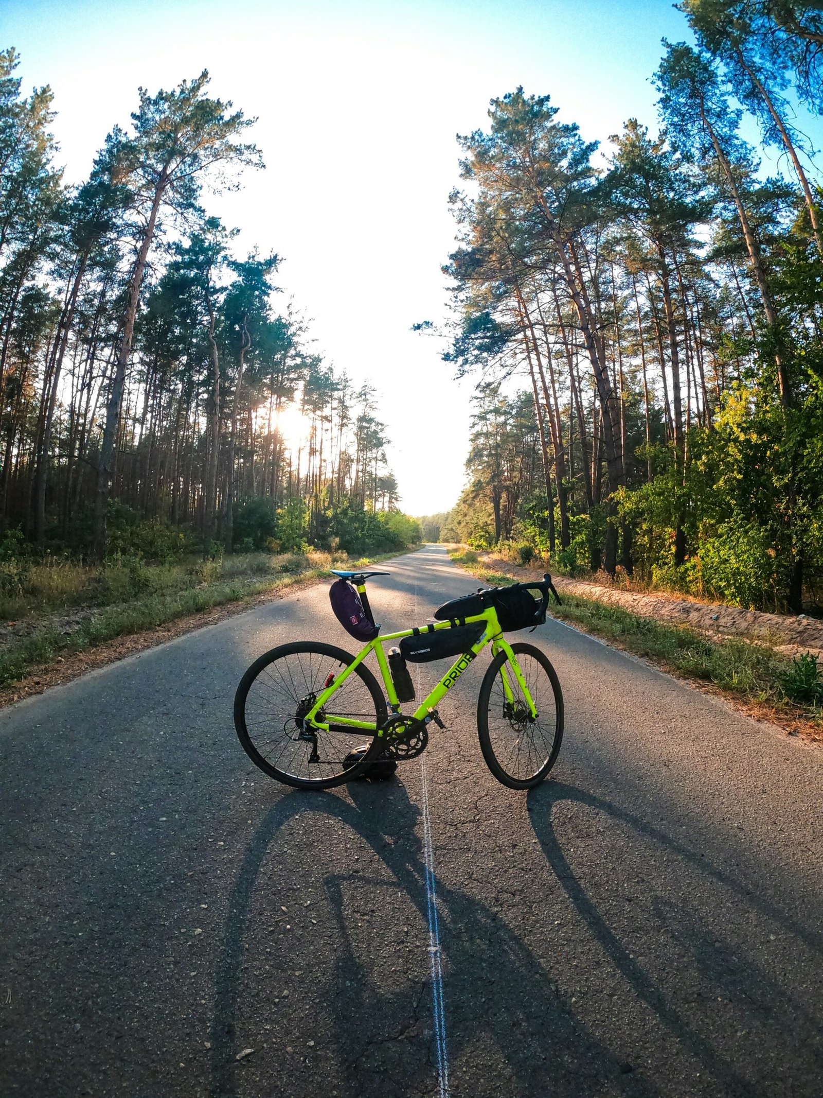 Rennrad beim Bikepacking